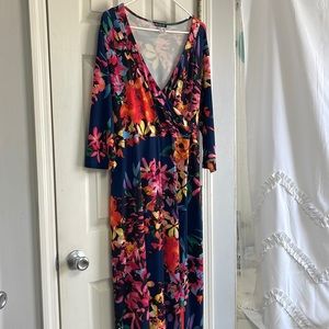 Venus 3/4 length sleeve 1X floral dress